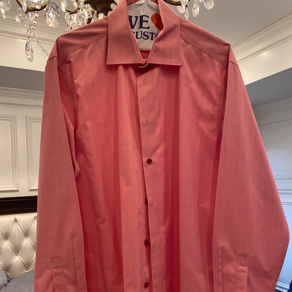 Serica Men's dress shirt. Excellent condition